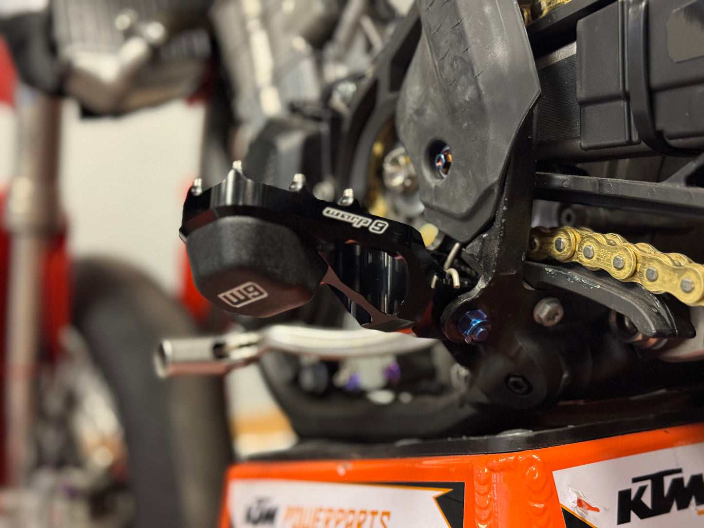 Warp9 Elite Footpegs