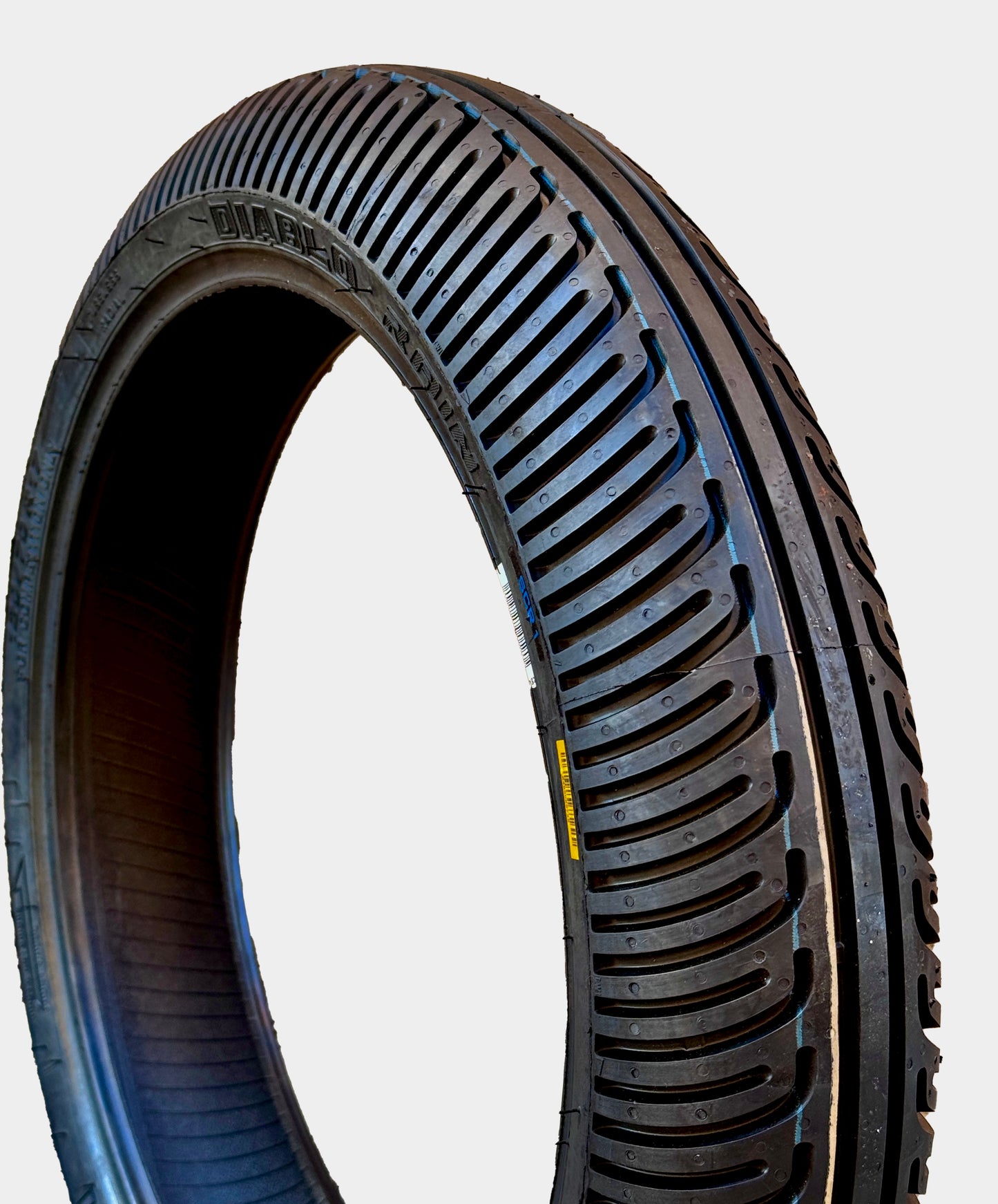 Pirelli Diablo Rain - Front