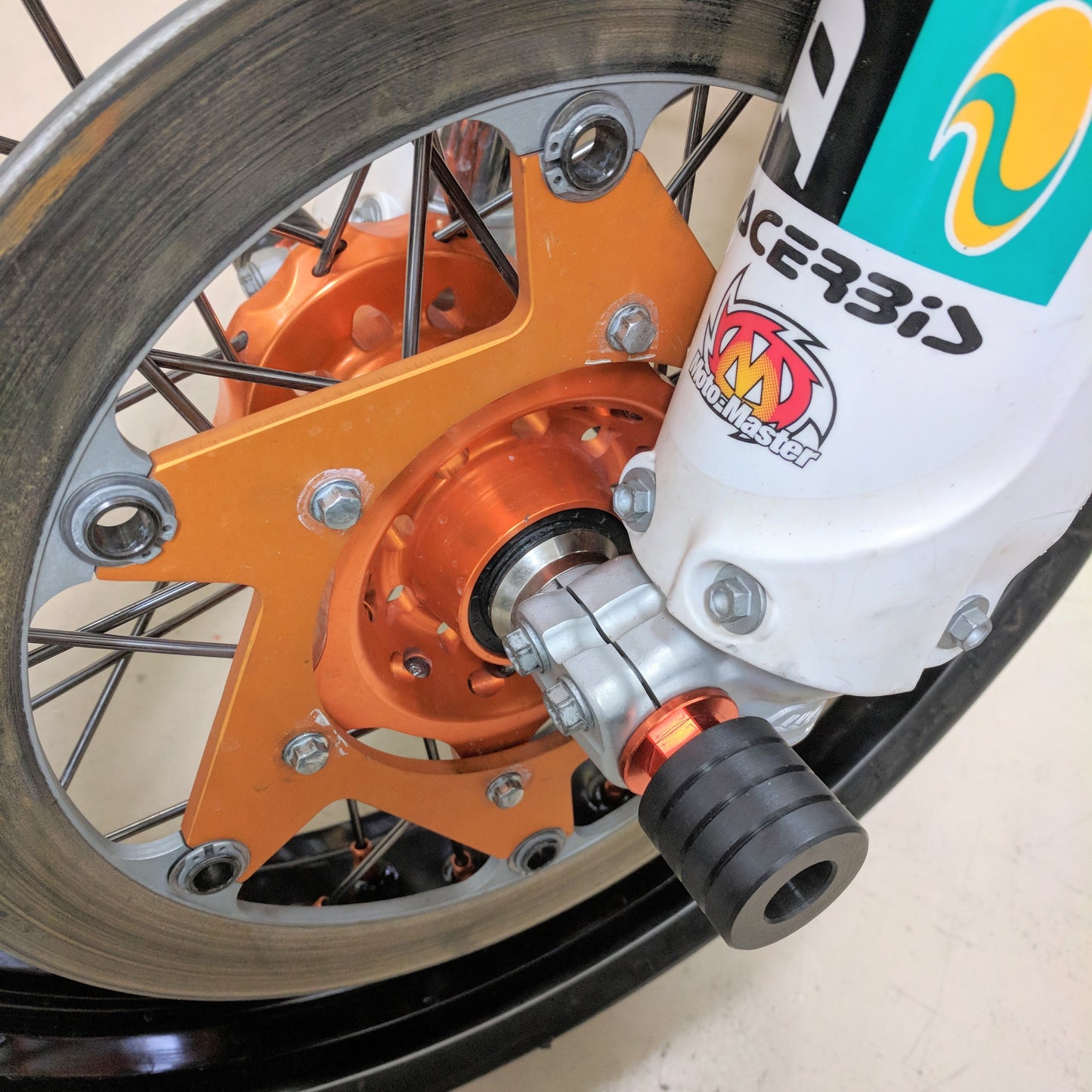 SLIDE Moto Street Sliders