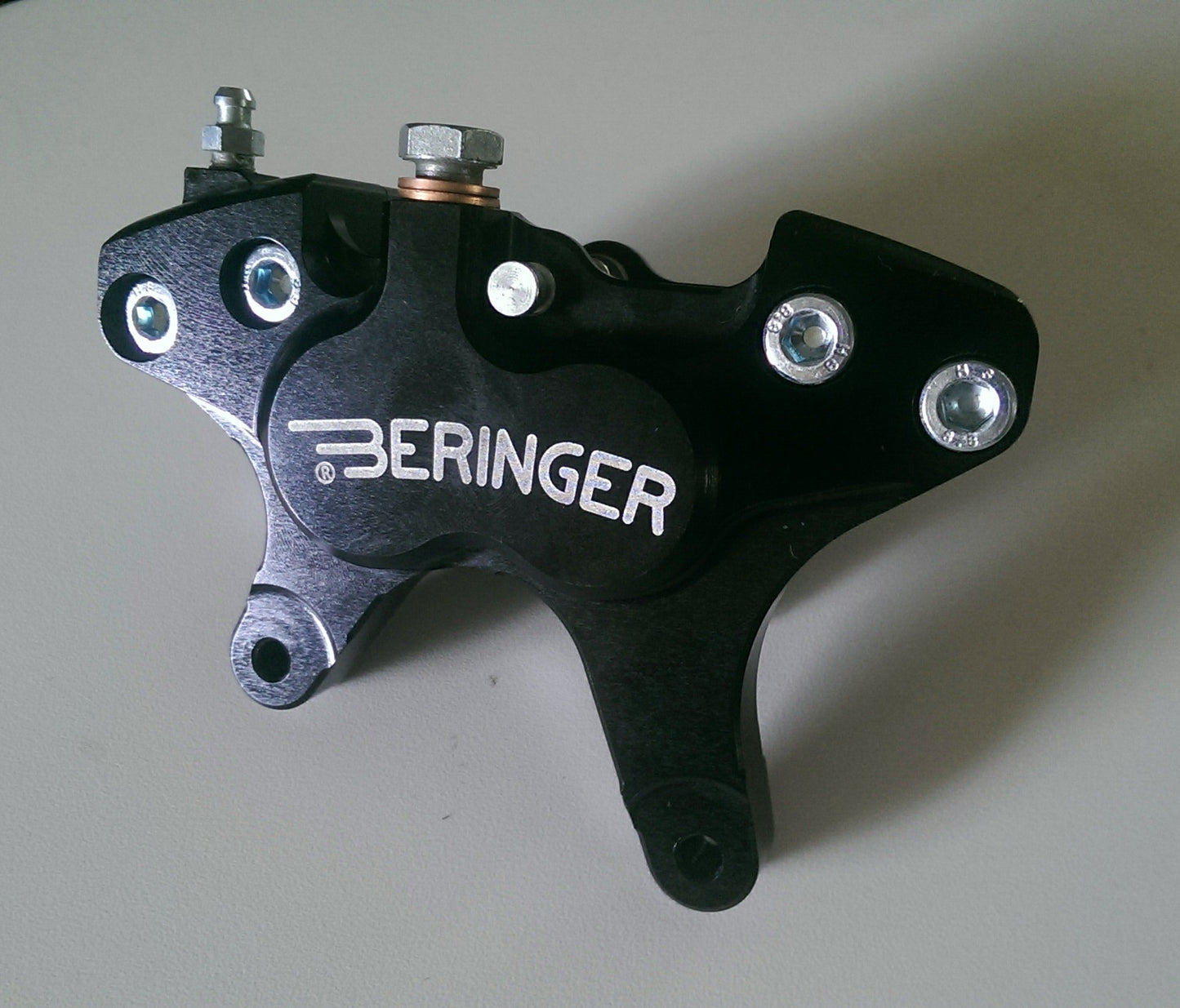 Beringer Aeronal 4 piston Axial Caliper